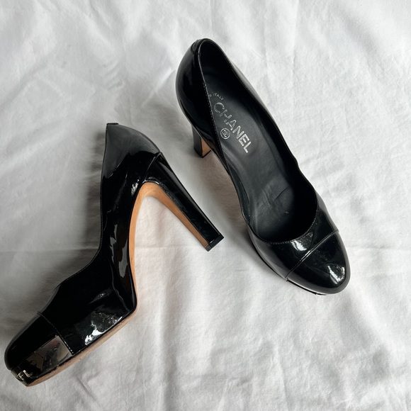 Chanel platform heals - Picture 1 of 6